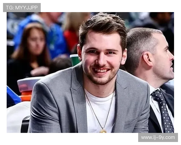 足球运动员普遍更具帅气魅力相比篮球运动员颜值更高的原因分析